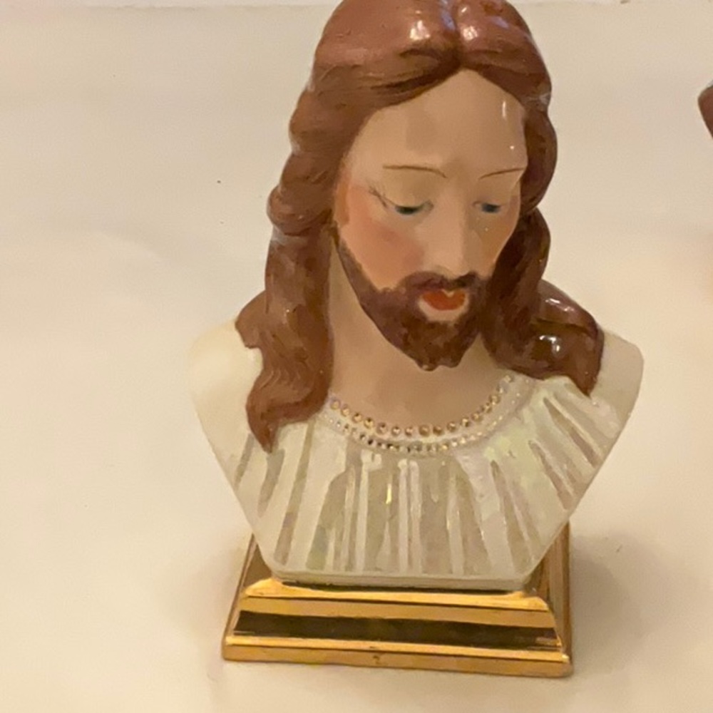 Vintage Holland Mold Ceramic Jesus Bust 7 inch